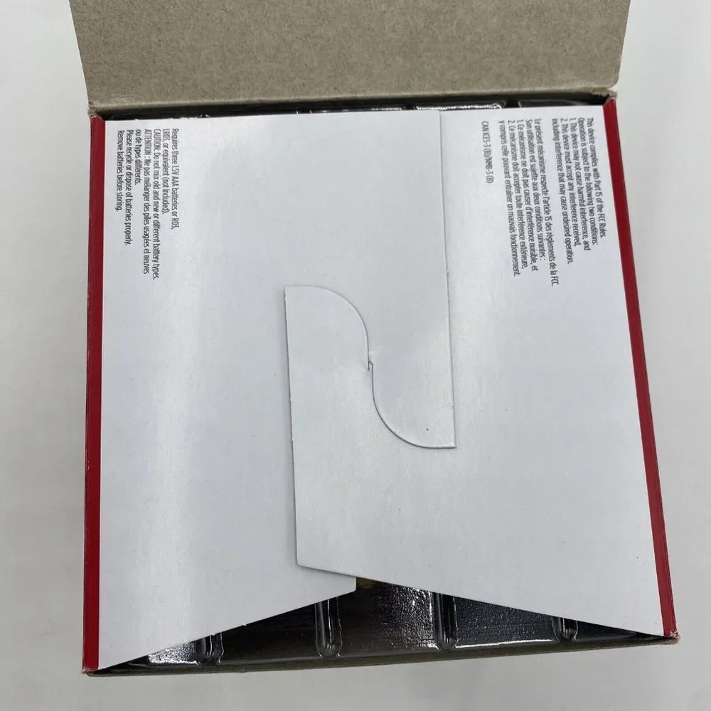 2022 HALLMARK SANTA'S WORKSHOP WONDERS MAGIC LIGHT SOUND & MOTION Ornament - Picture 9 of 16